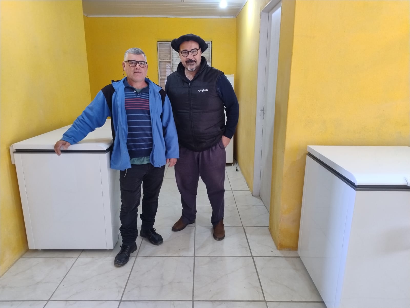 PESCADORES ARTESANAIS DE TAPES RECEBEM EQUIPAMENTOS ATRAVÉS DE PROGRAMA ESTADUAL