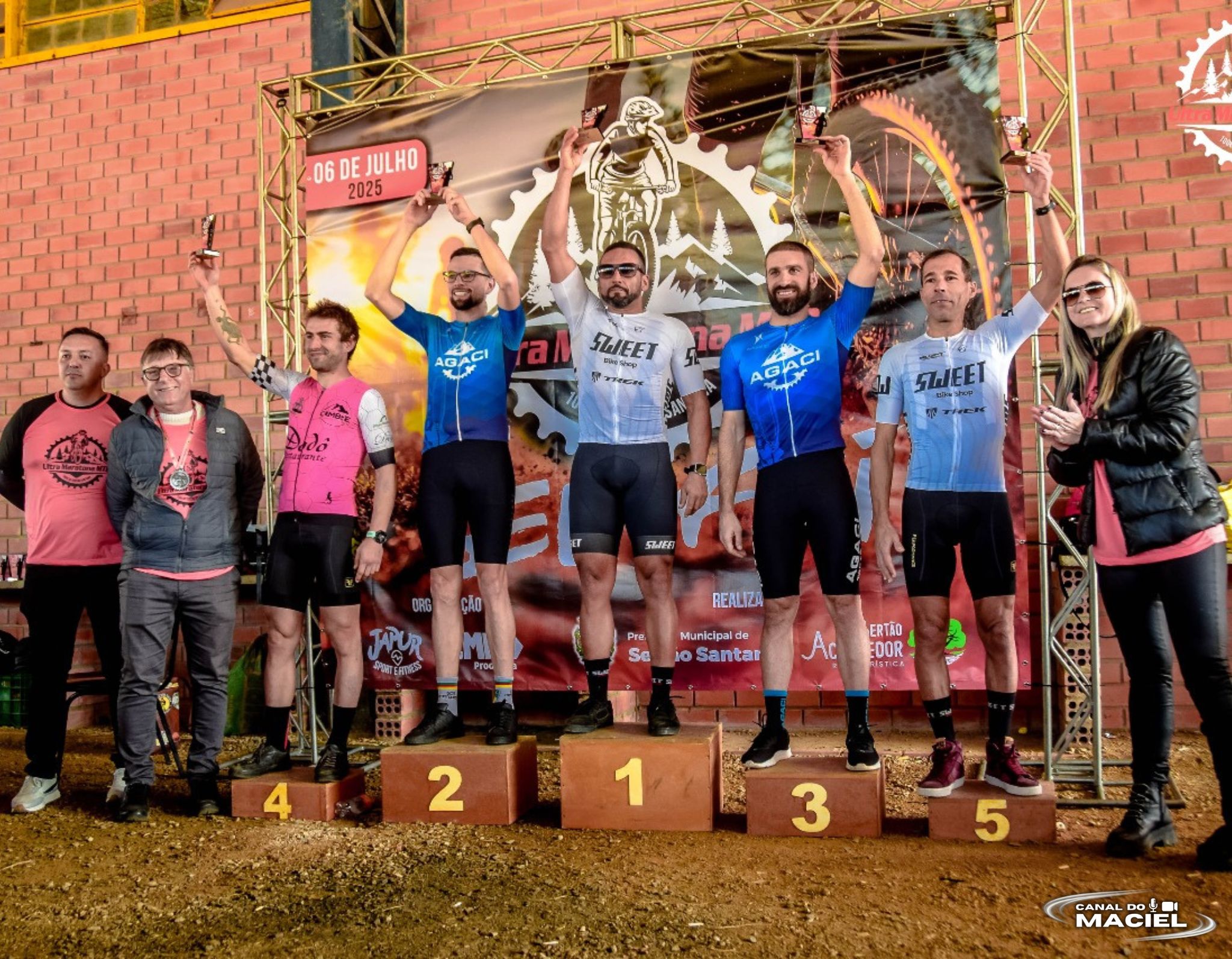 ATLETA DE TAPES VENCE ULTRAMARATONA DE MOUNTAIN BIKE EM SERTÃO SANTANA