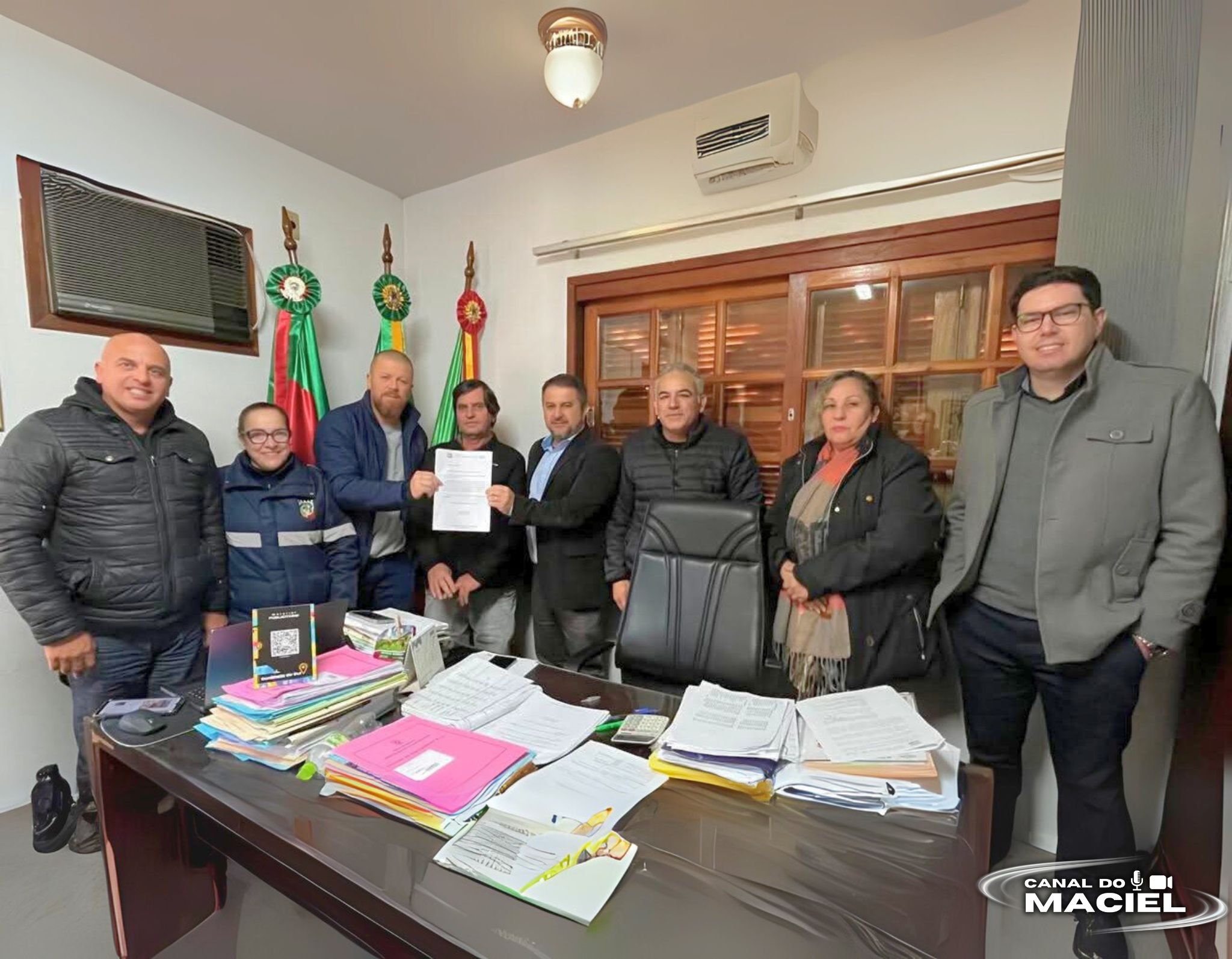 Prefeito de Sentinela do Sul Recebe Vereadores e Apresenta Projetos Estratégicos para o Desenvolvimento do Município