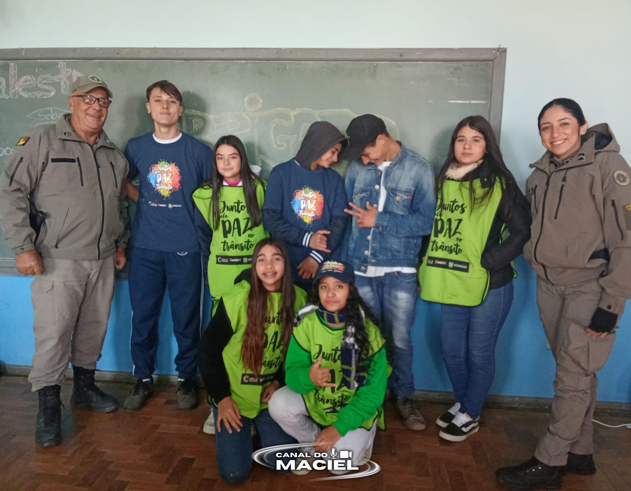 PALESTRA SOBRE BULLYING E VIOLÊNCIA ESCOLAR NA ESCOLA REBELLO
